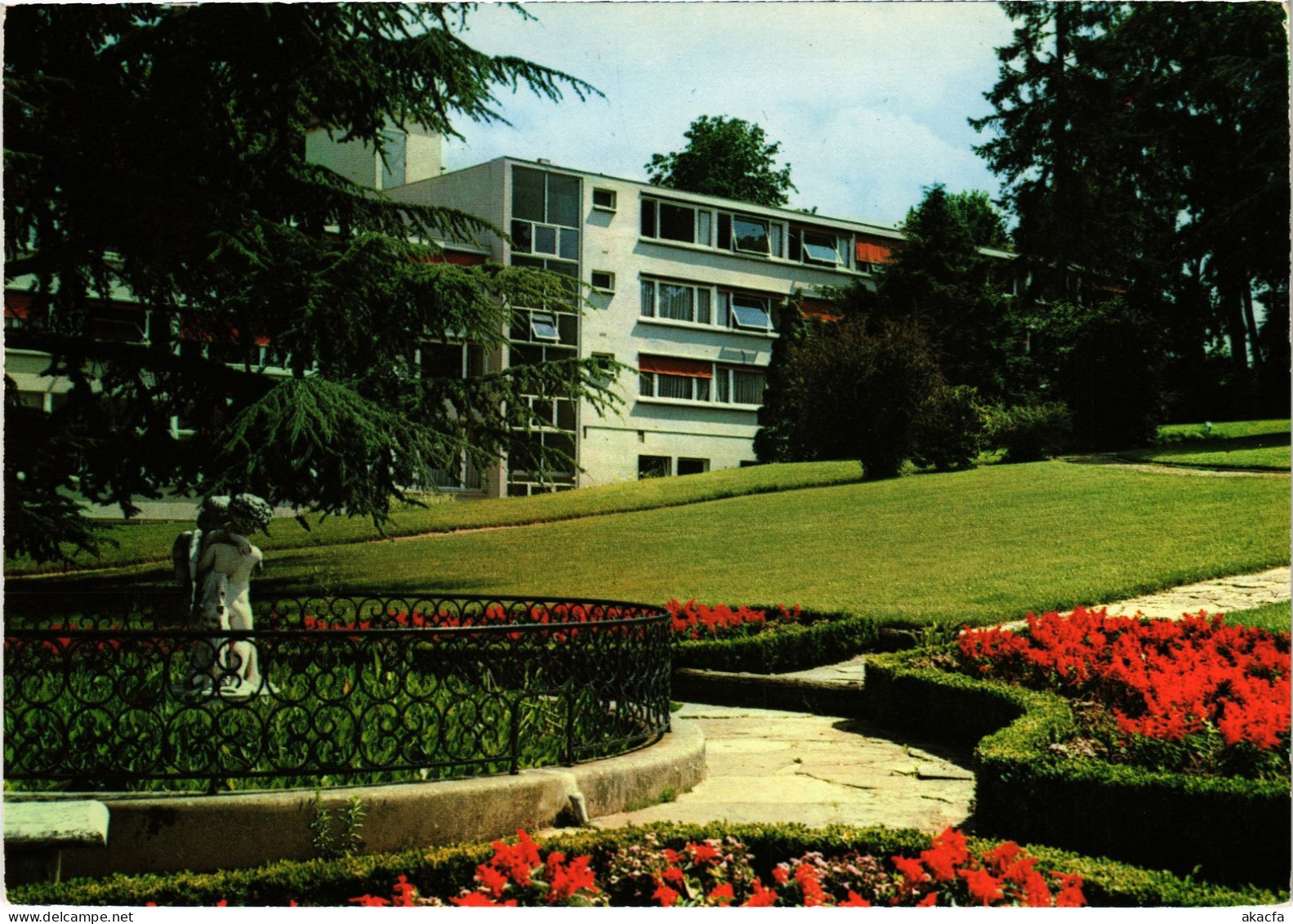 CPM Louveciennes Chemin du Coeur Volant FRANCE (1452802)