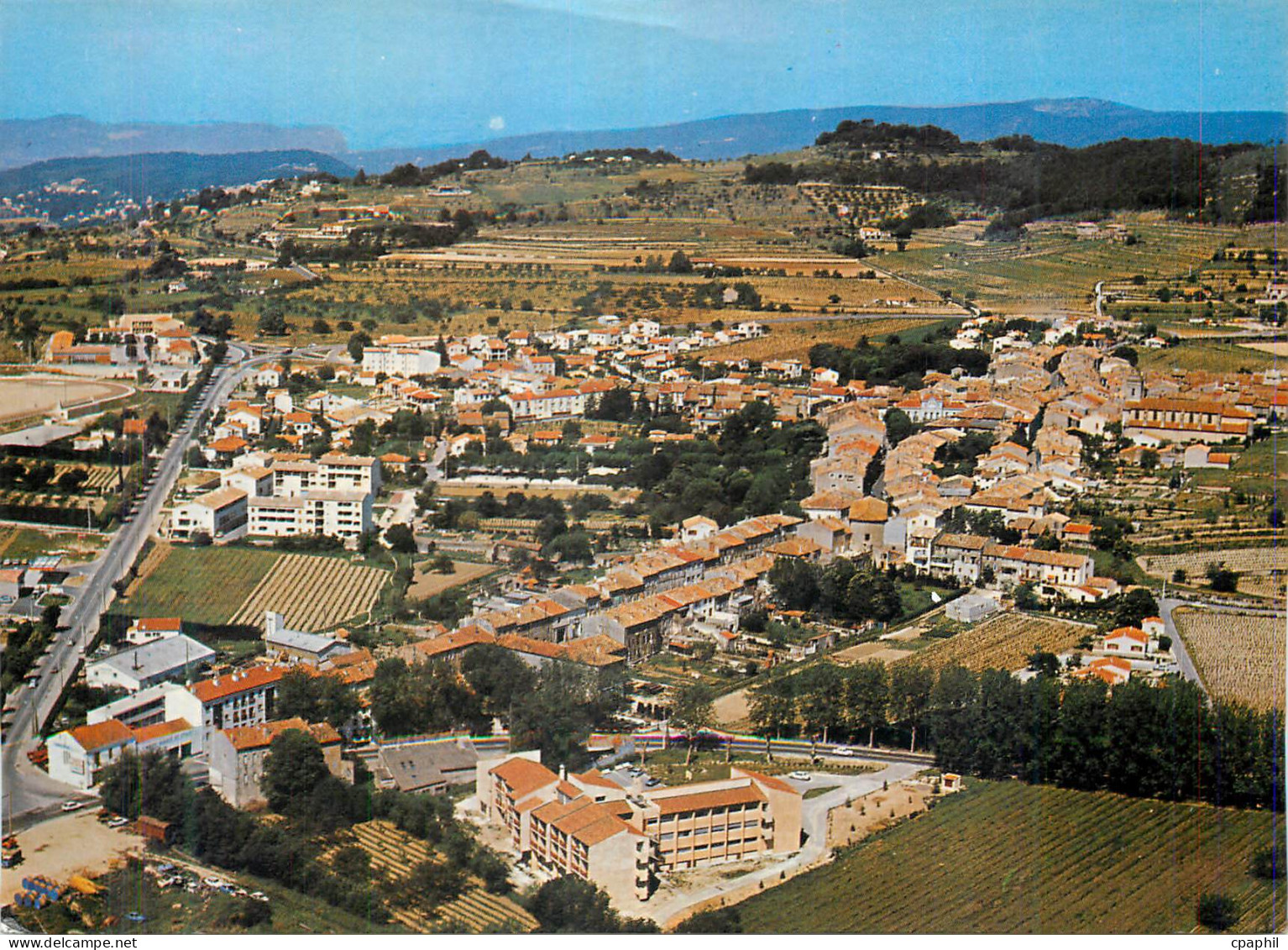 CPM Lumiere et beaute de la Cote d'Azur Le Beausset vue generale de la ville