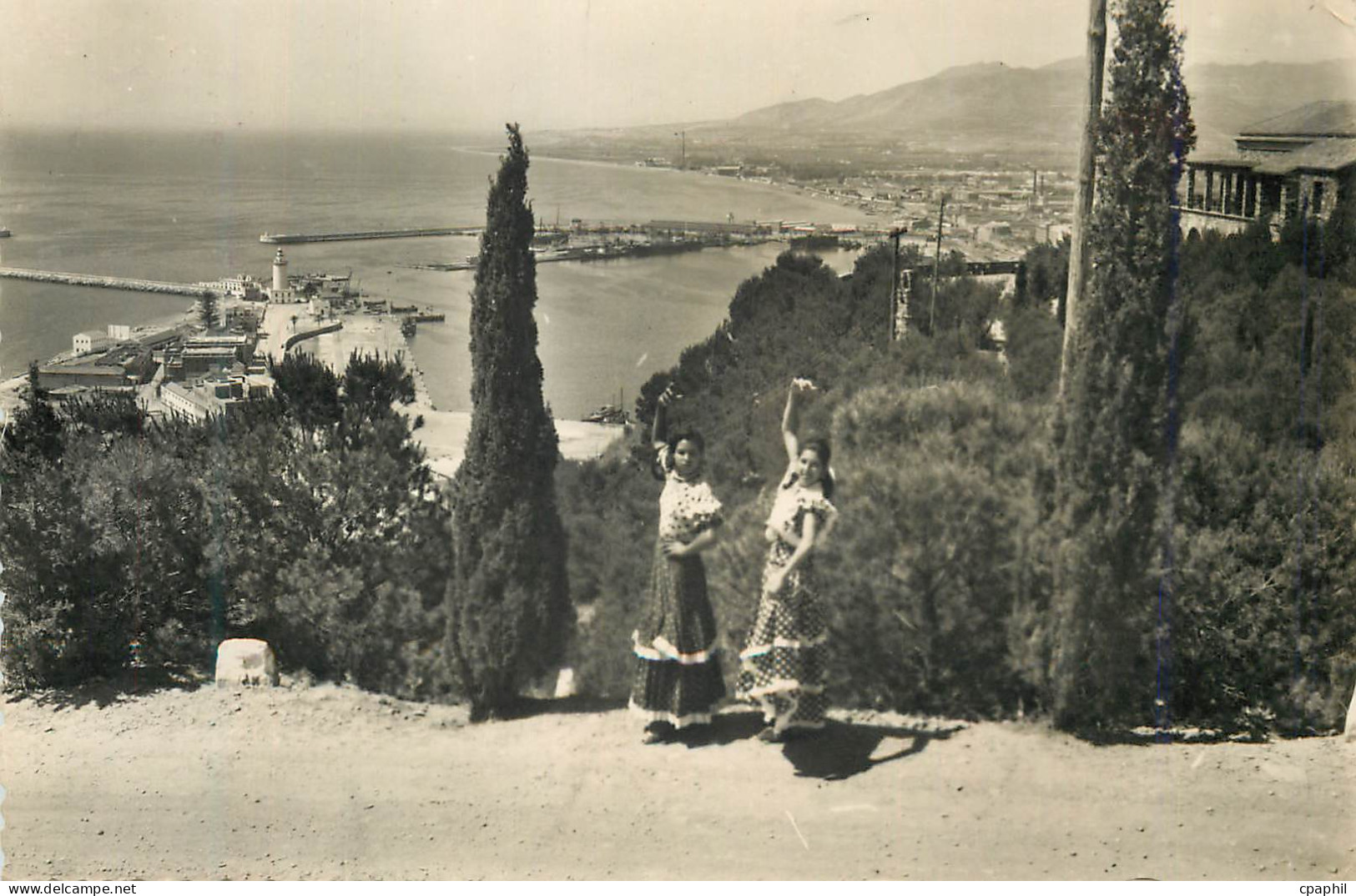 CPM Malaga Vista parcial desde Gibralfare Entrambasaguas Granada Larios Malaga Foto D Cortes prohibida la reproduccion F