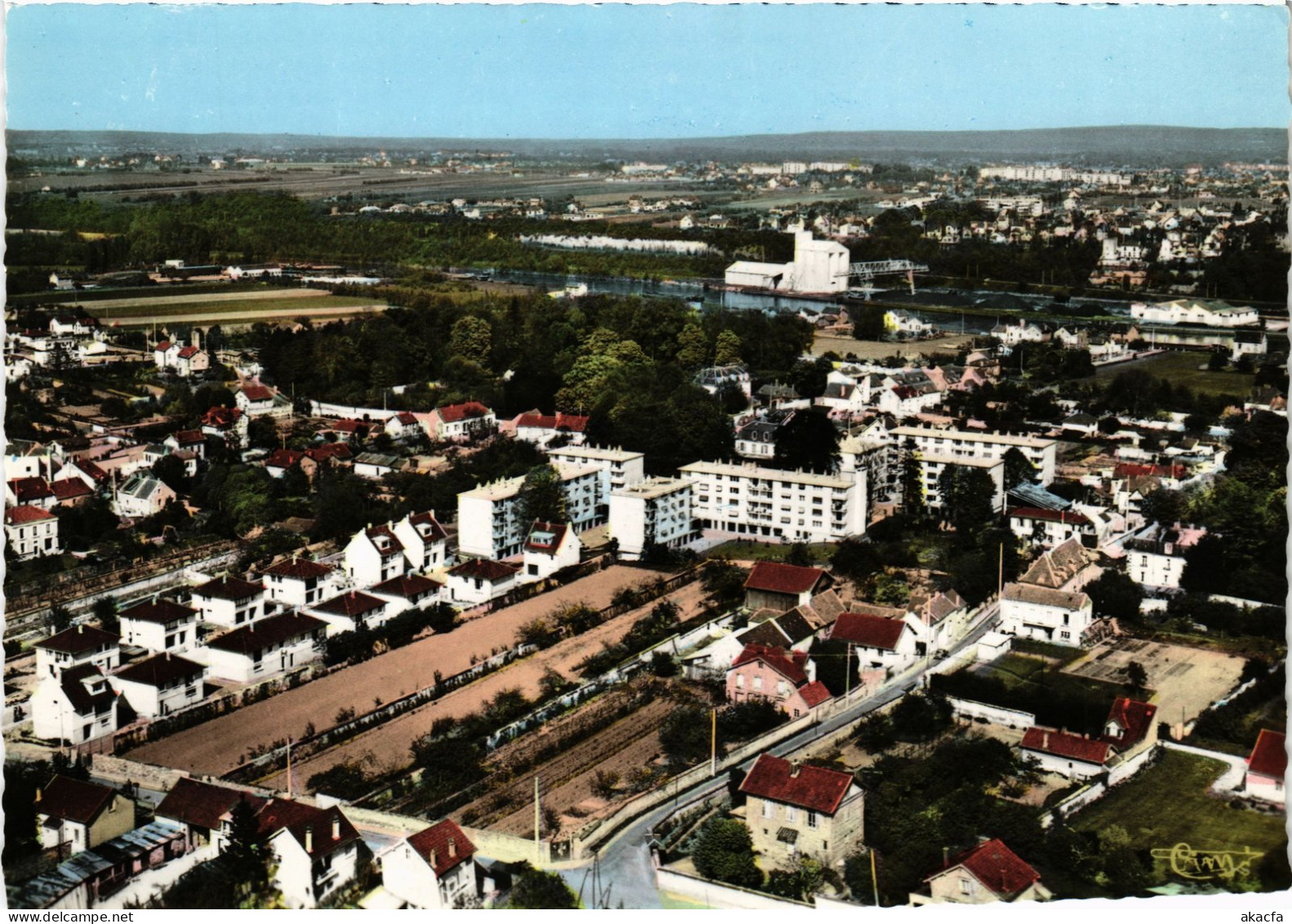CPM Maurecourt Vue aerienne FRANCE (1452442)
