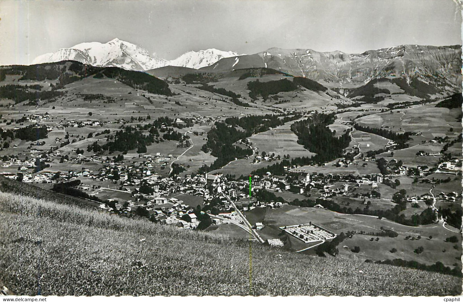 CPM Megeve Haute Savoie vue generale et le mont blanc
