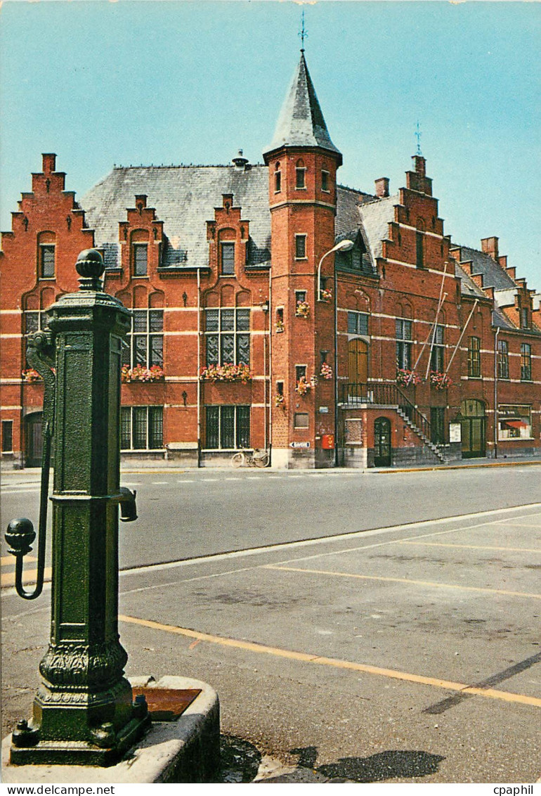 CPM Merelbeke gemeentehuis