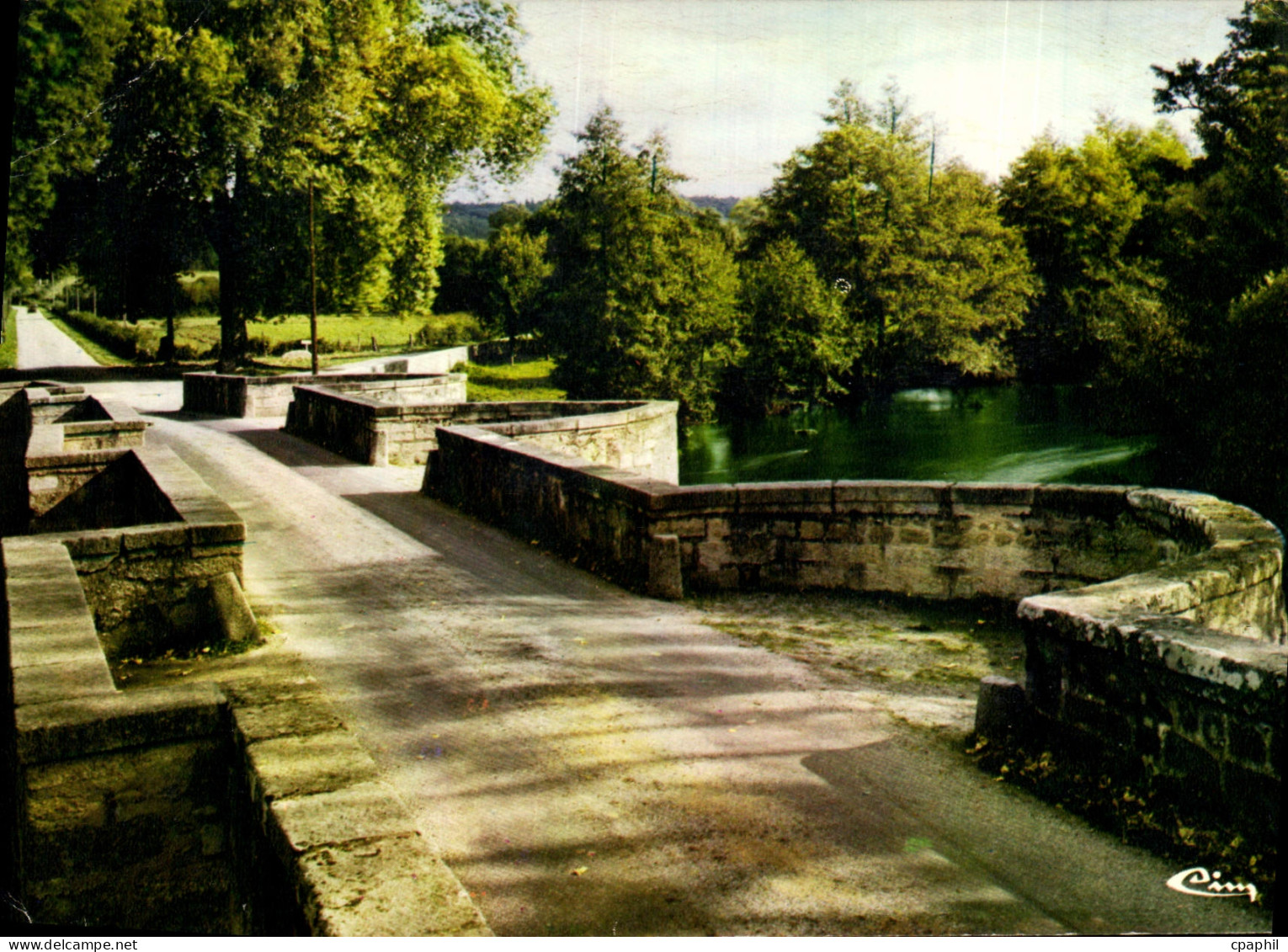 CPM Moutier d'Ahun Creuse Le pont romain