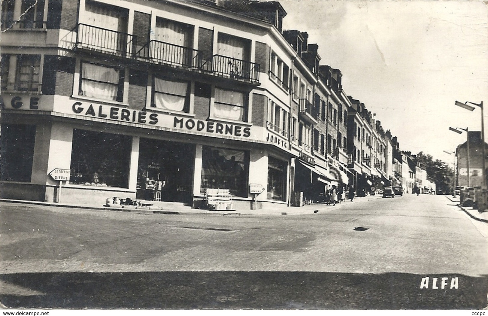 CPM Neufchâtel-en-Bray Grande Rue St-Jacques