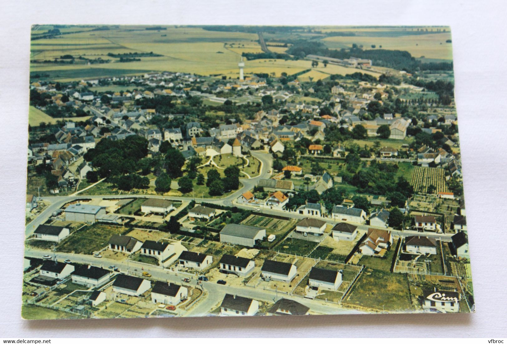 Cpm, Neuvy Pailloux, vue aérienne, Indre 36