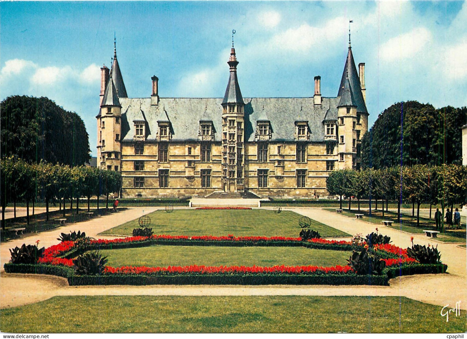 CPM Nevers Nievre Palais Ducal Chateau des Ducs de Nevers