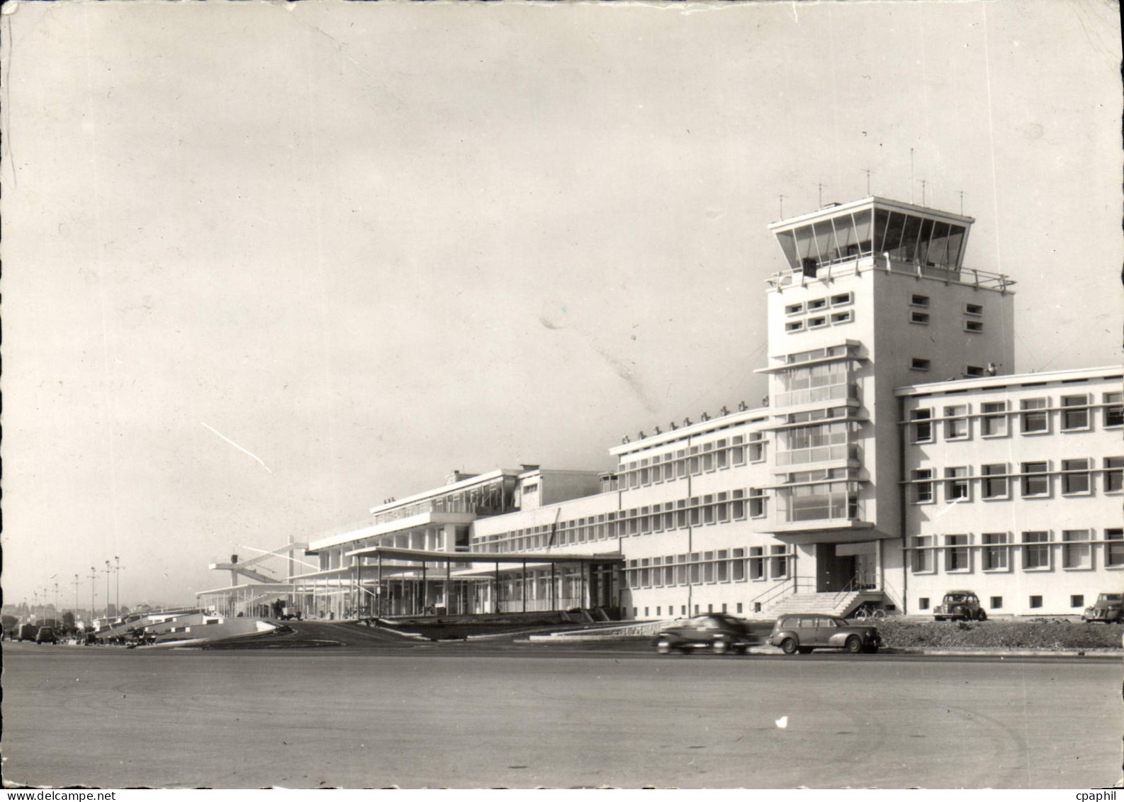 CPM Nice Aeroport De Nice Cote d'Azur
