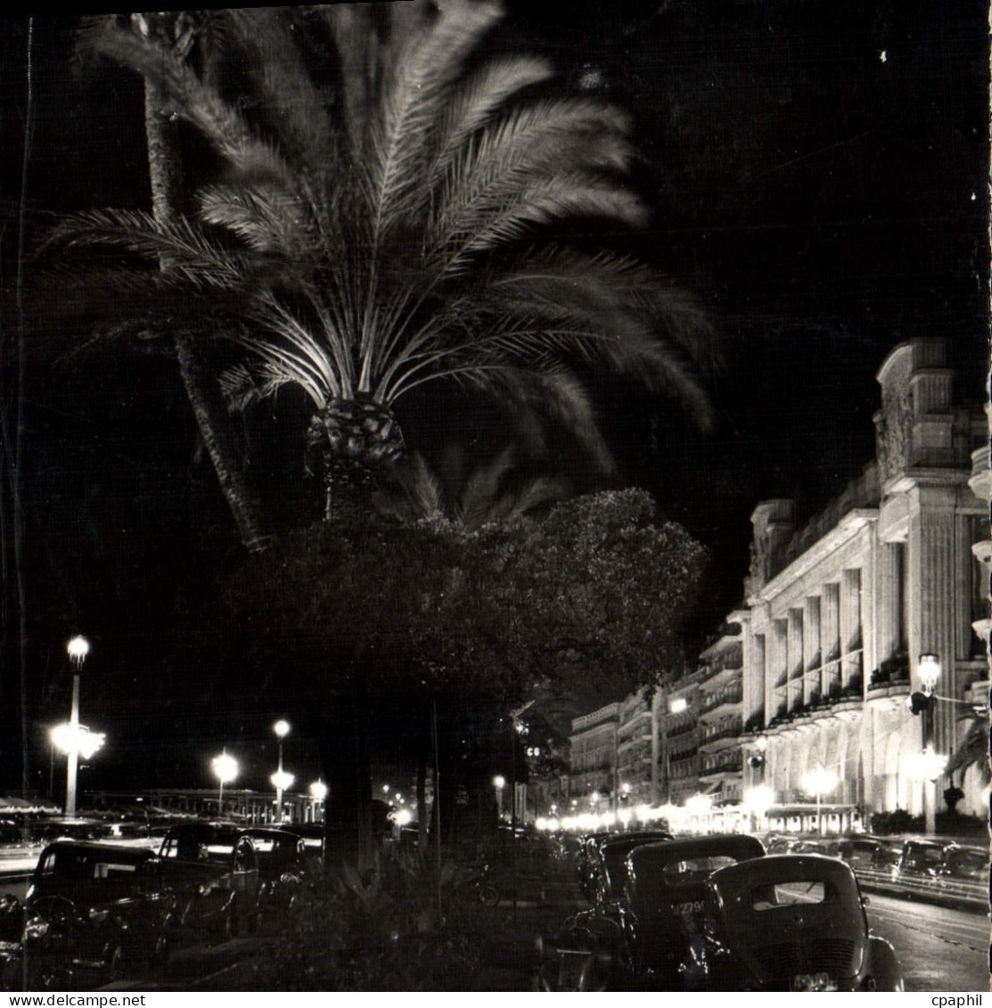 CPM Nice La Promenade des Anglais la nuit