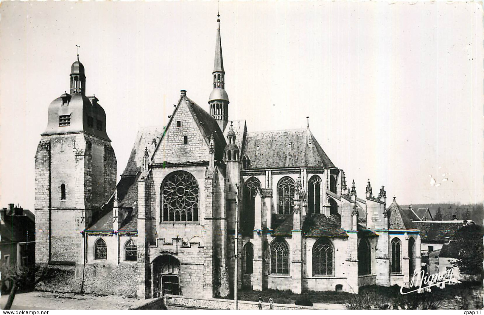 CPM Nogent le Roi E et L L'Eglise