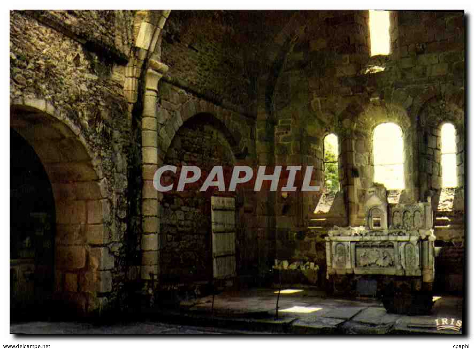 CPM Oradour sur Glane Haute Vienne Cite Martyre 10 Juin 1944 l'Interieur de l'Eglise