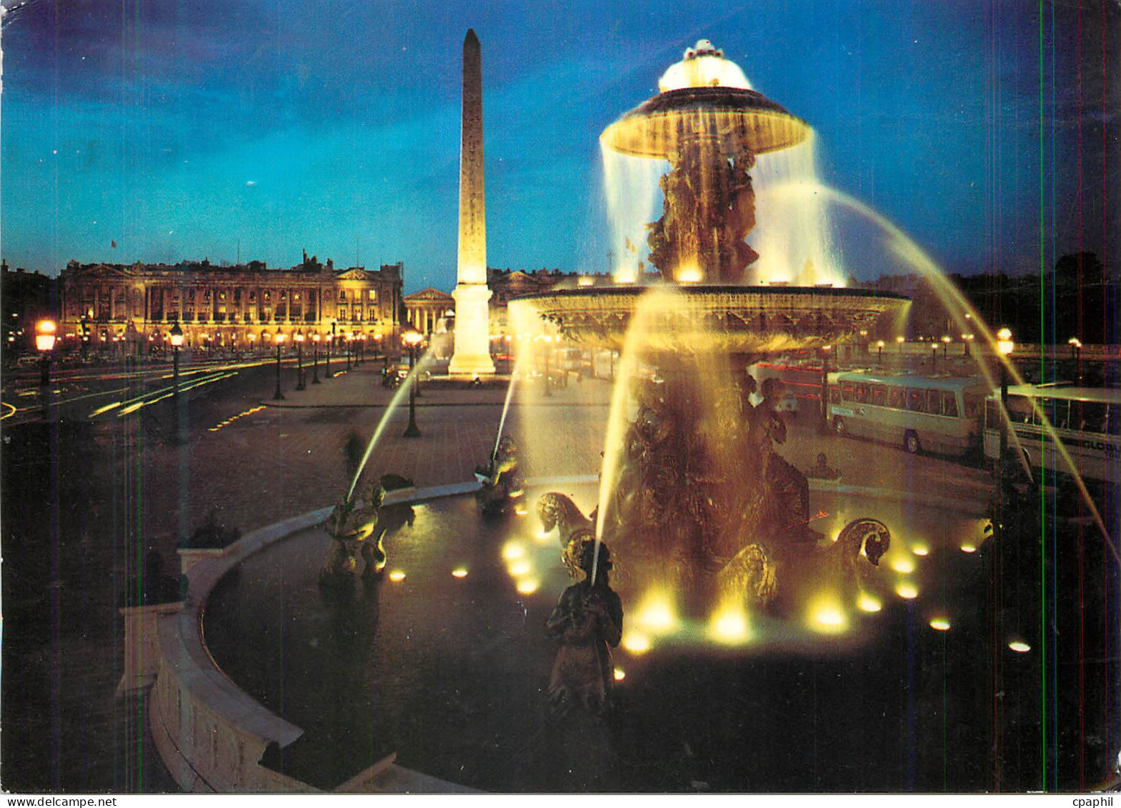 CPM Paris La Nuit La Place de la Concorde