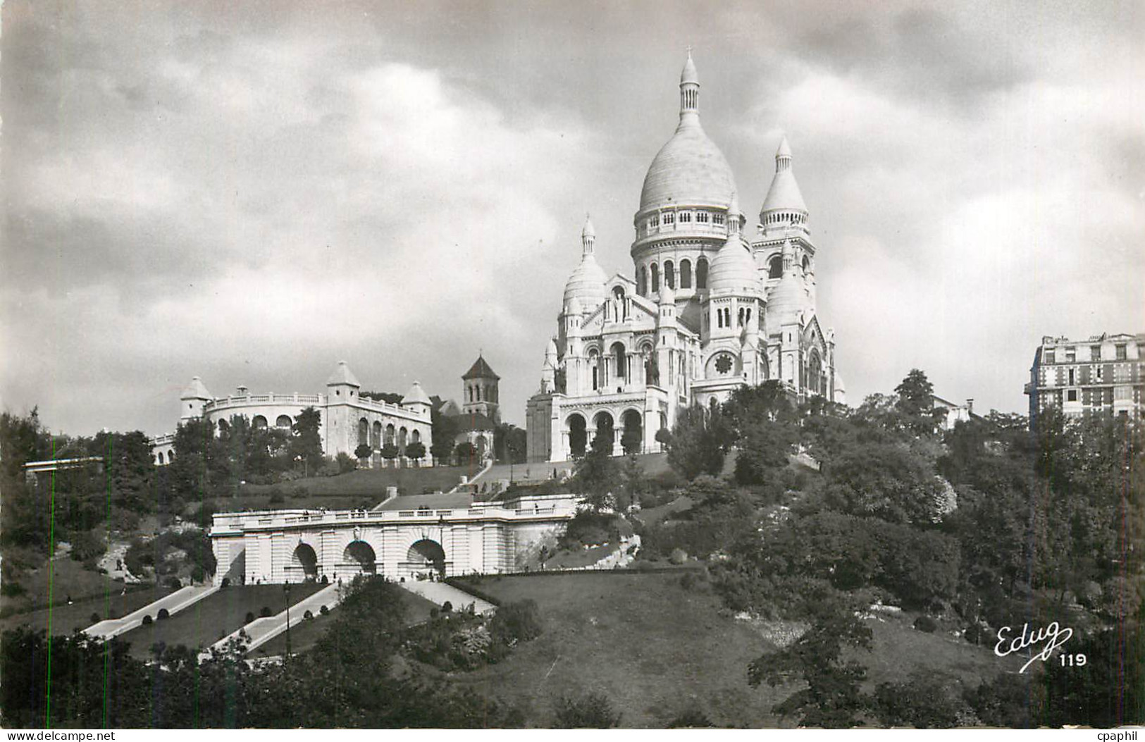 CPM Paris Le Sacre Coeur