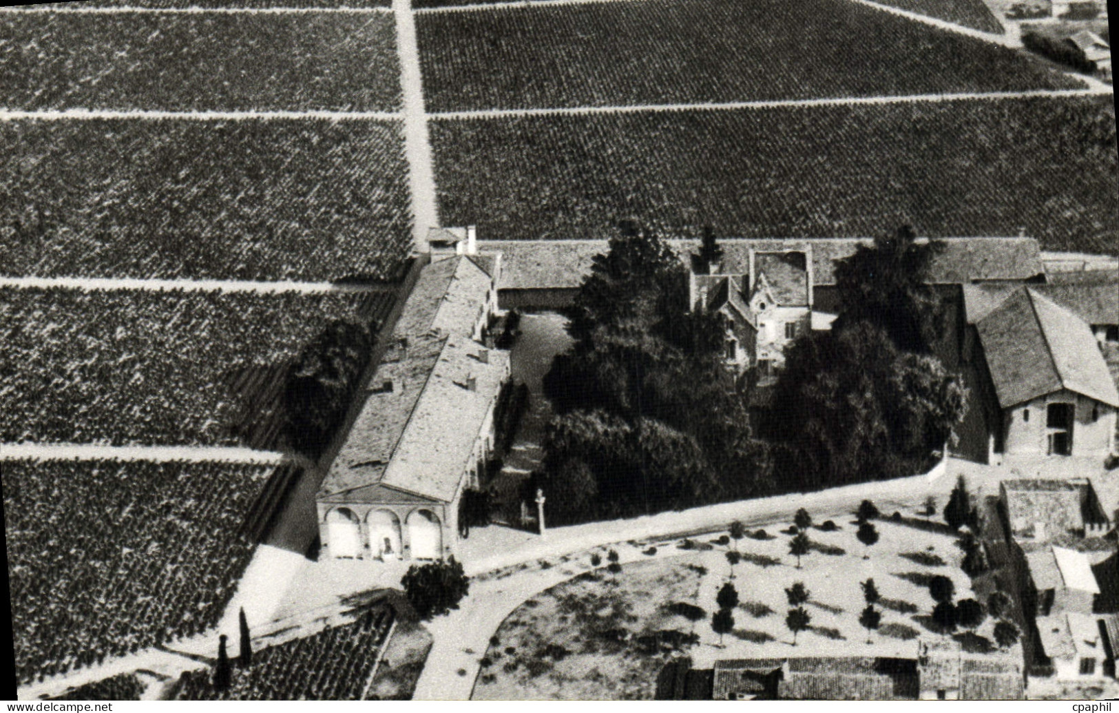 CPM Pauillac Chateau Mouton Rothschild a Pauillac