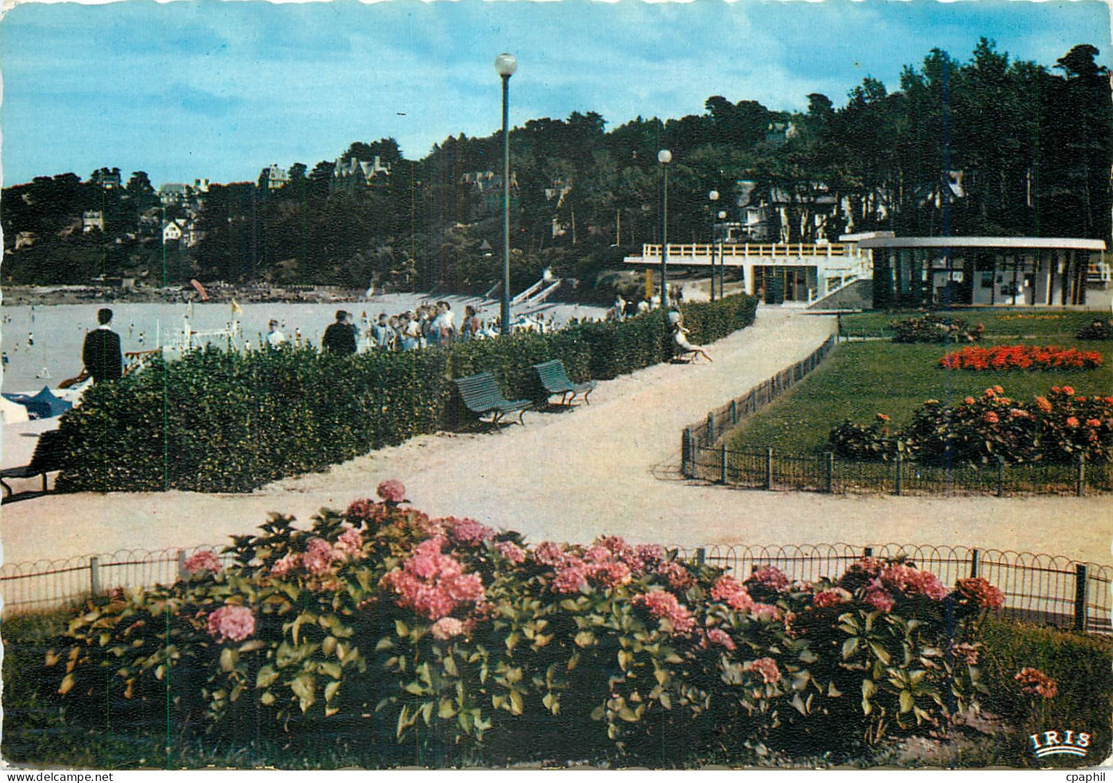CPM Perros Guirec Plage de Trestraou