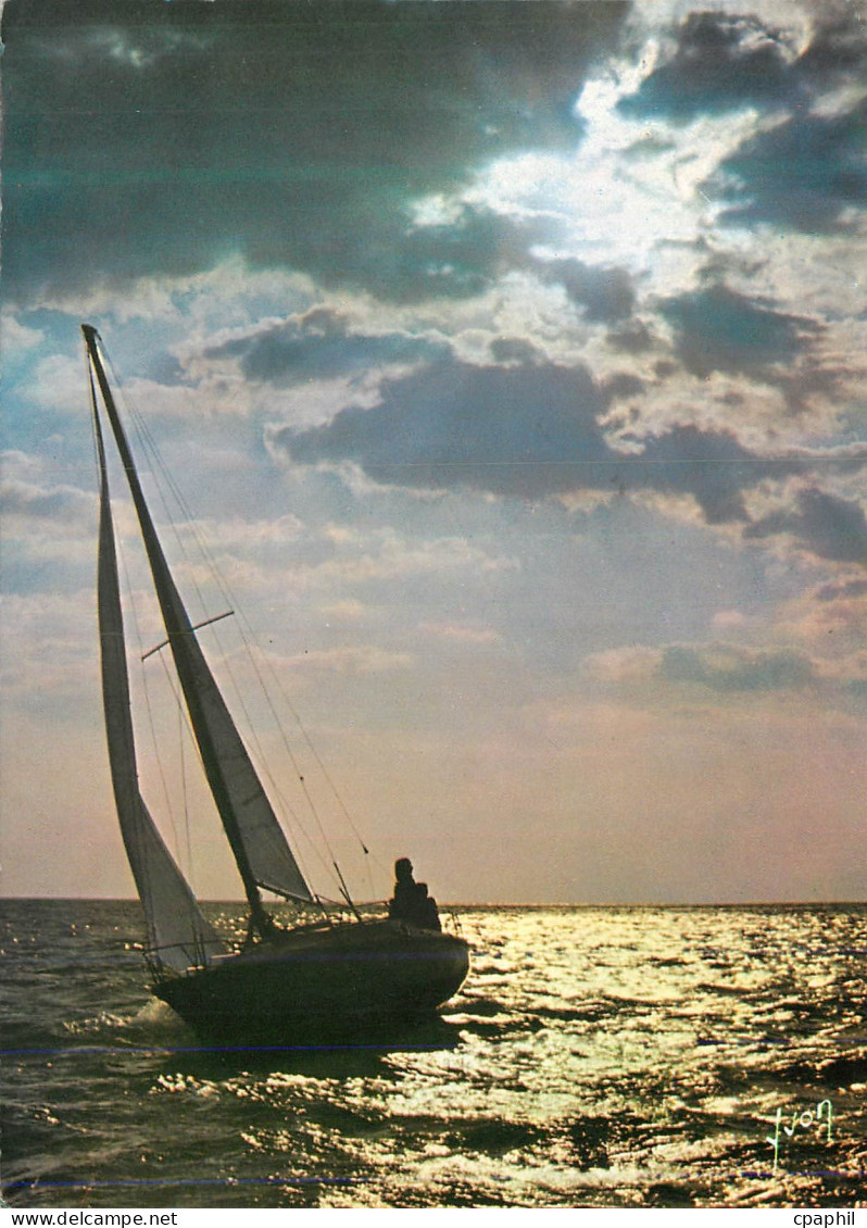 CPM Plaisir de la Voile