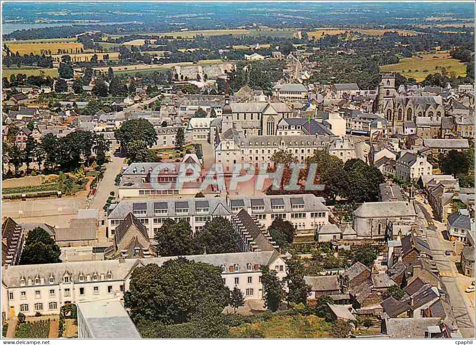 CPM Ploermel Morbihan Communaute des Freres l'Ecole Lamennais et la Ville