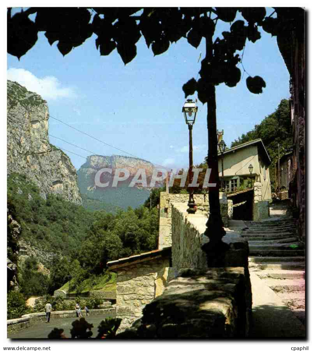 CPM Pont en Royans Isere Quartier de Villeneuve