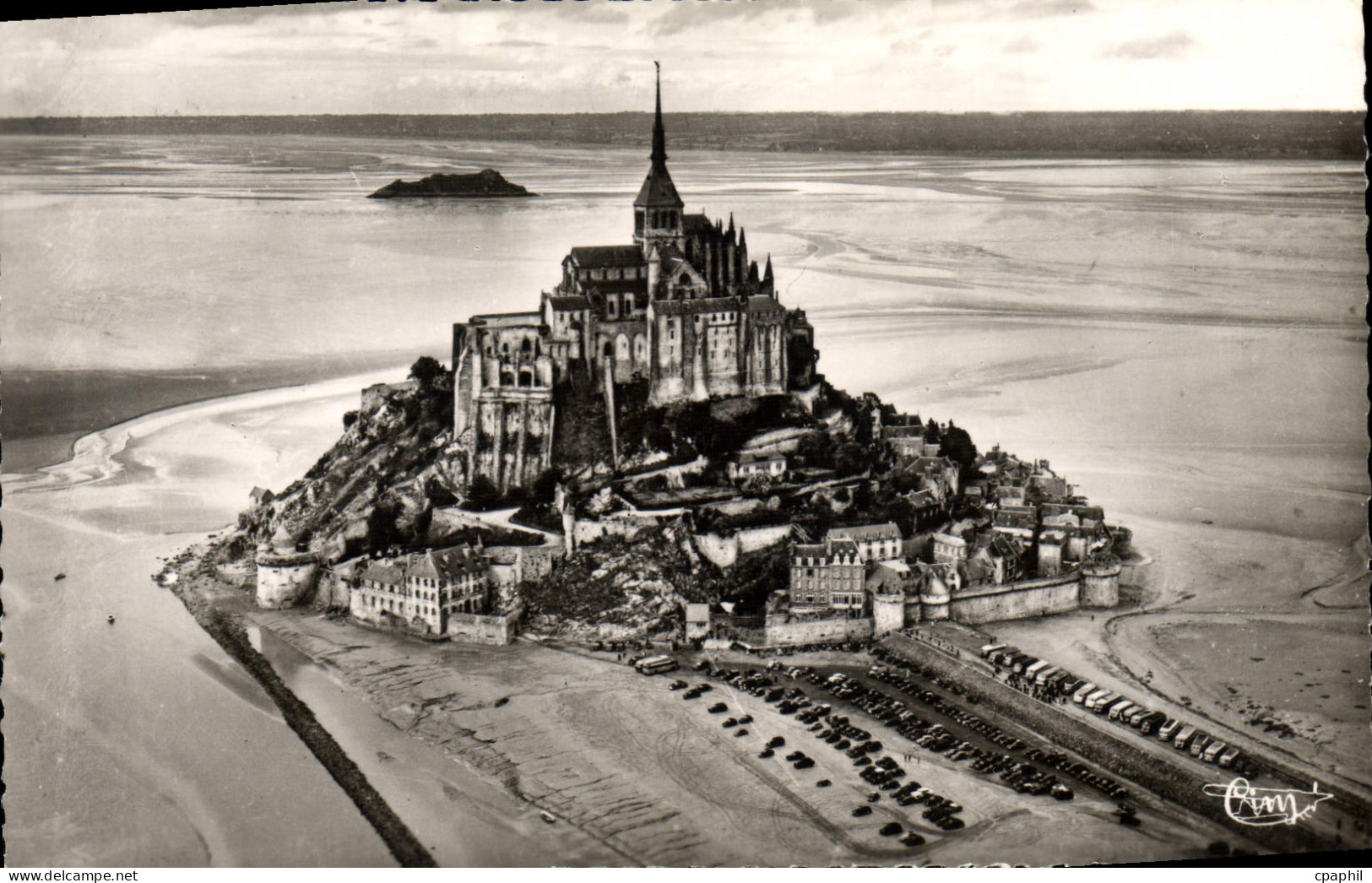CPM Pontorson A Vue Generale Aerienne La route nationale Mont Saint Michel
