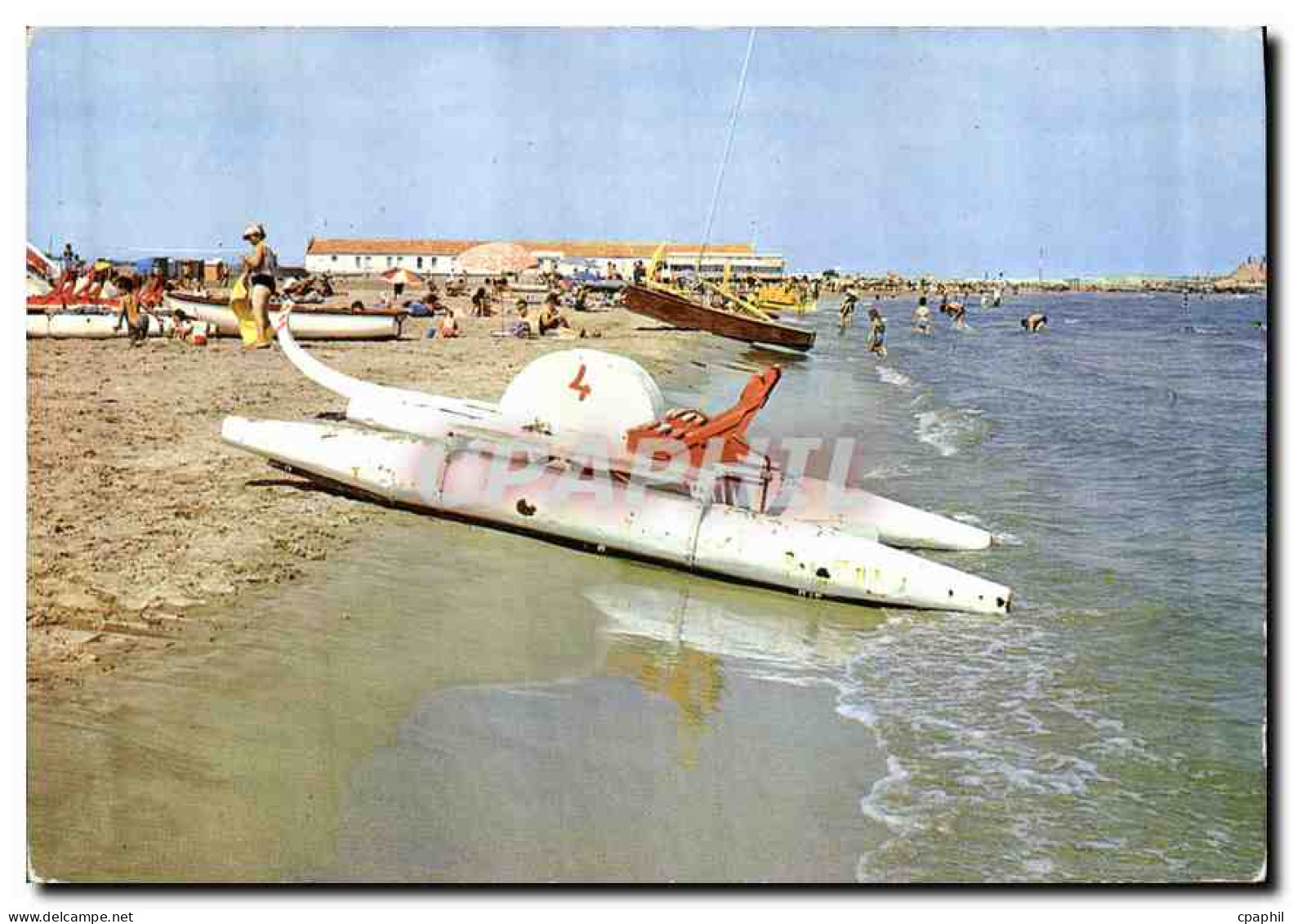 CPM Port la Nouvelle Aude La plage et ses plaisirs Pedalo