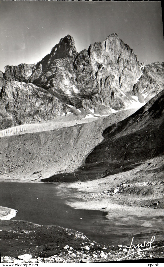 CPM Pralognan La Vanoise Lac Long Pointe et aiguille de la gliere