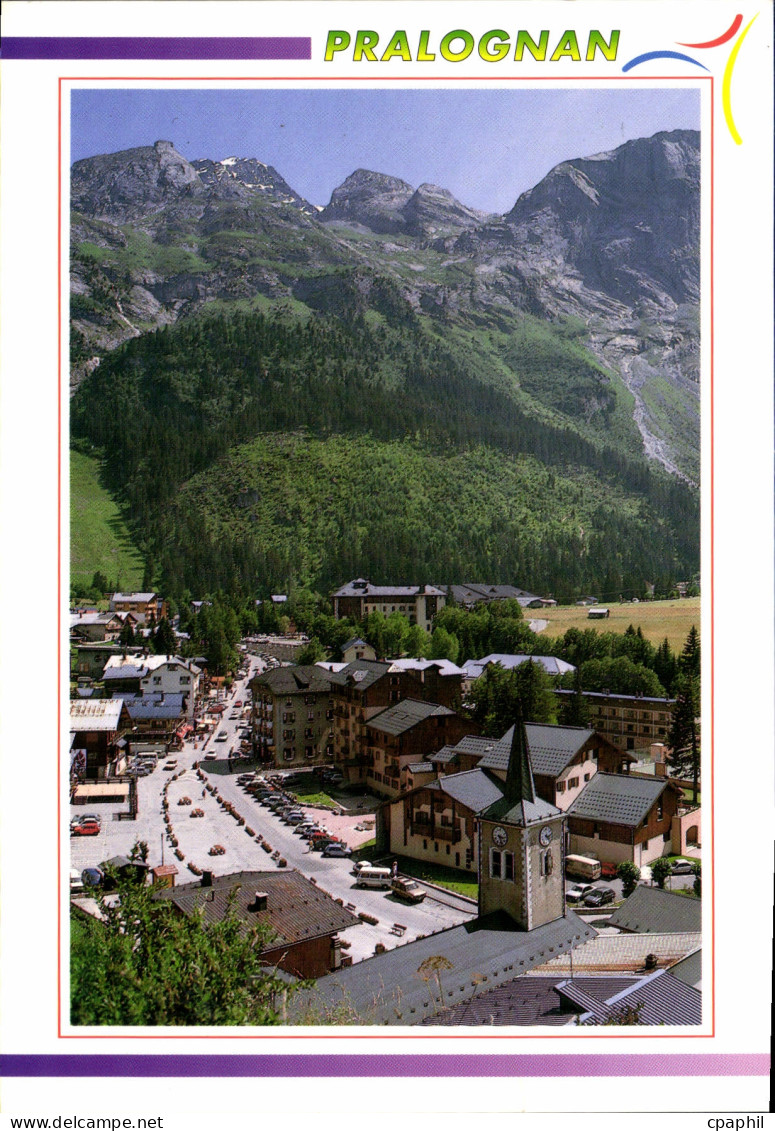 CPM Pralognan la Vanoise Savoie Echappee sur le centre du village