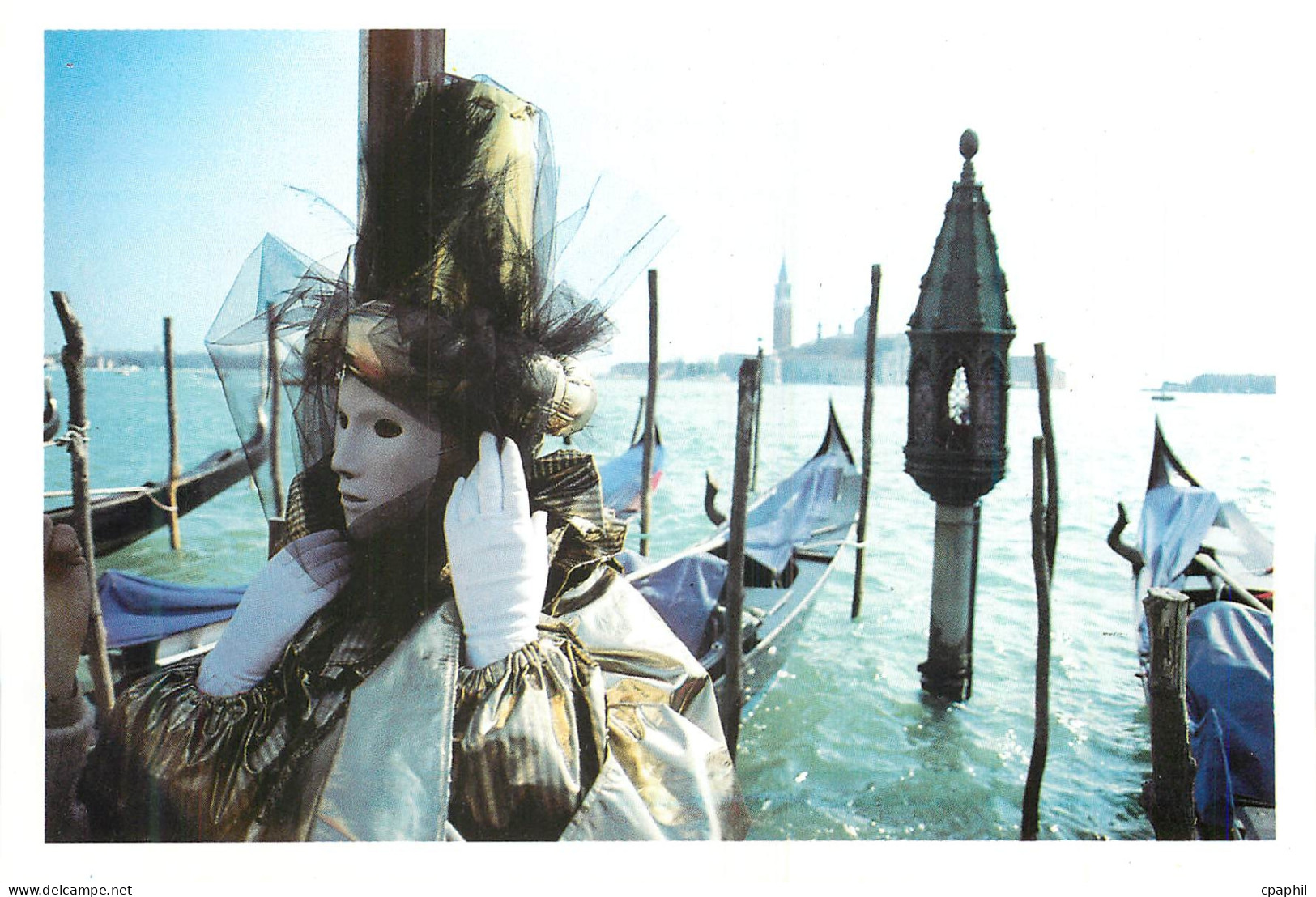 CPM Rose Noire rend hommage a Venise
