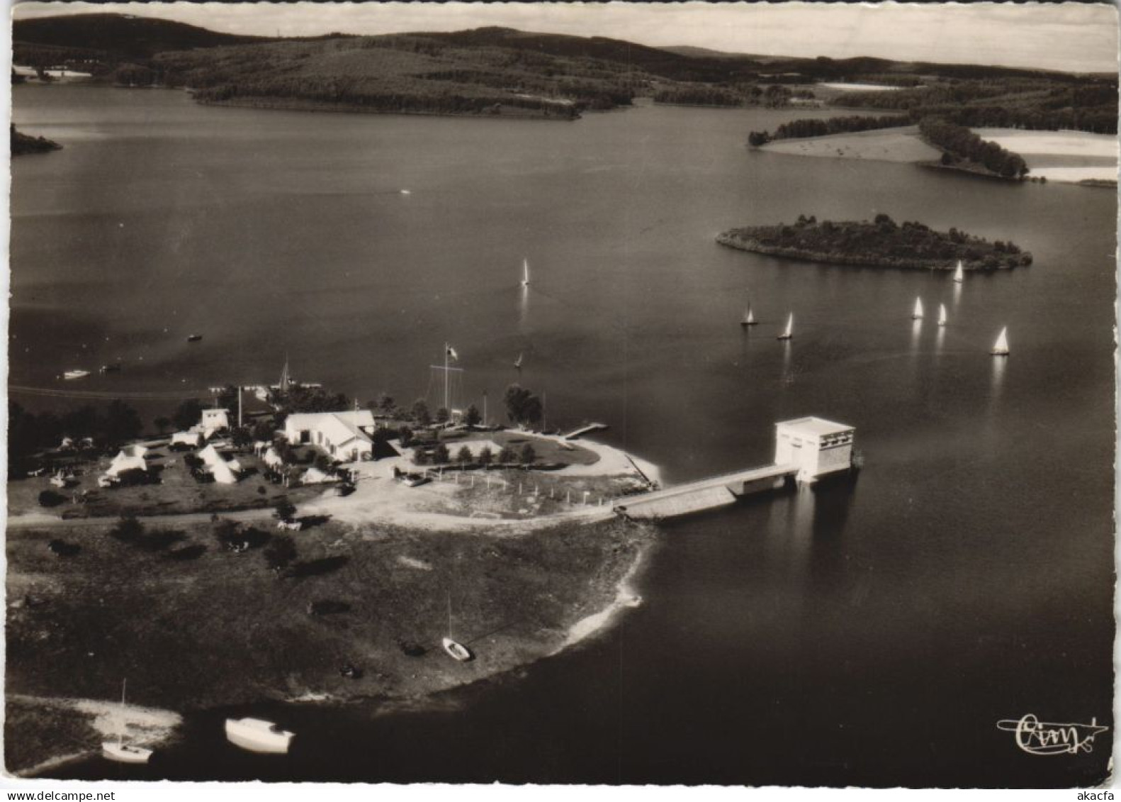 CPM Royére Barrage de la Vassiviére (16290)