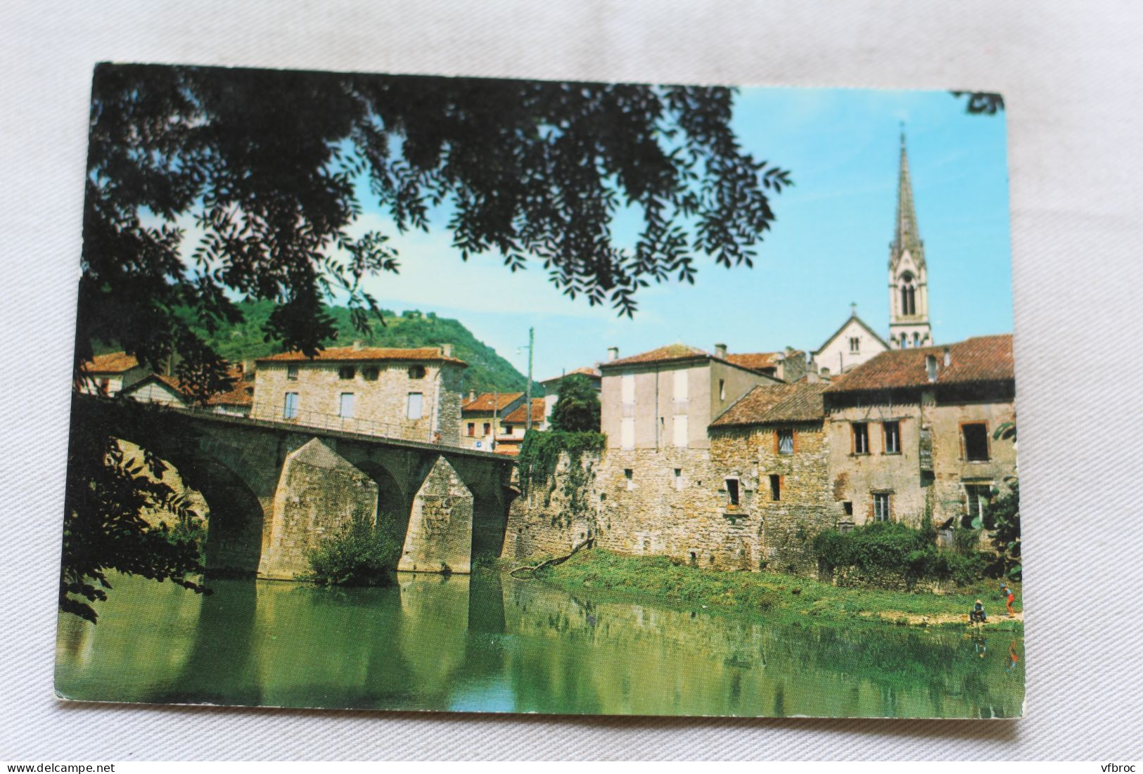Cpm, Saint Antonin Noble Val, entrée du village par la route touristique, Tarn et Garonne 82