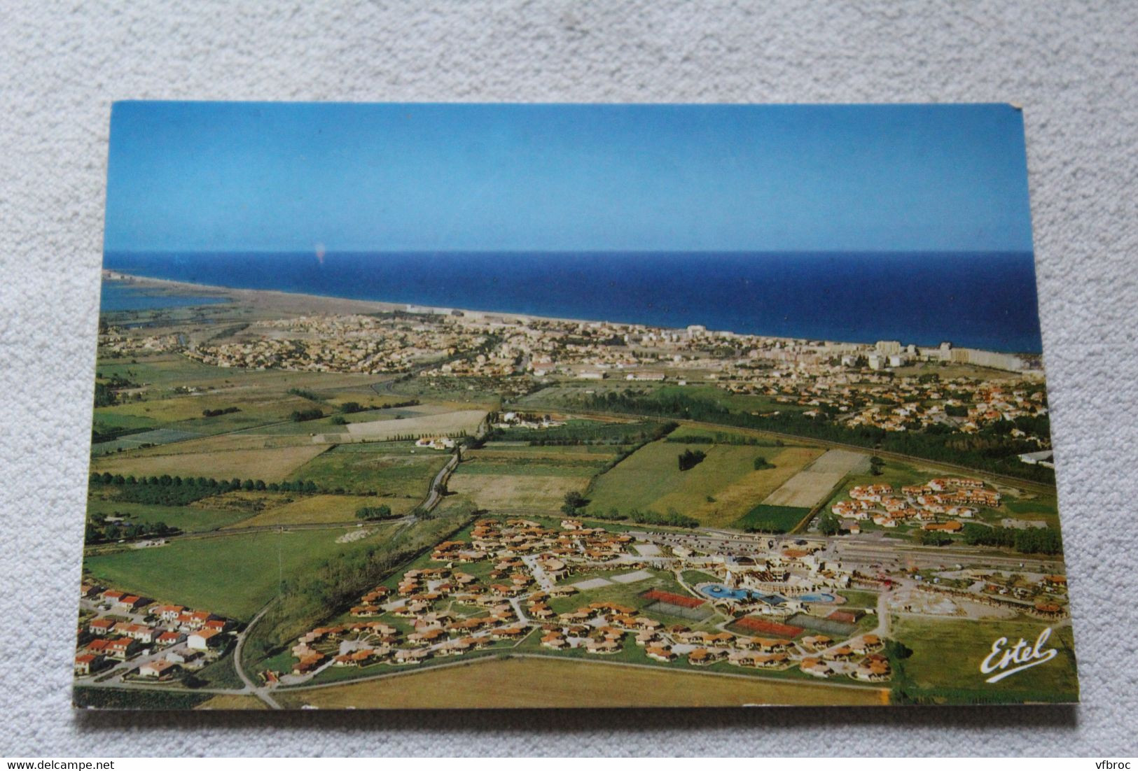 Cpm, saint Cyprien, vue aérienne des villages de vacances et de la ville, Pyrénées orientales