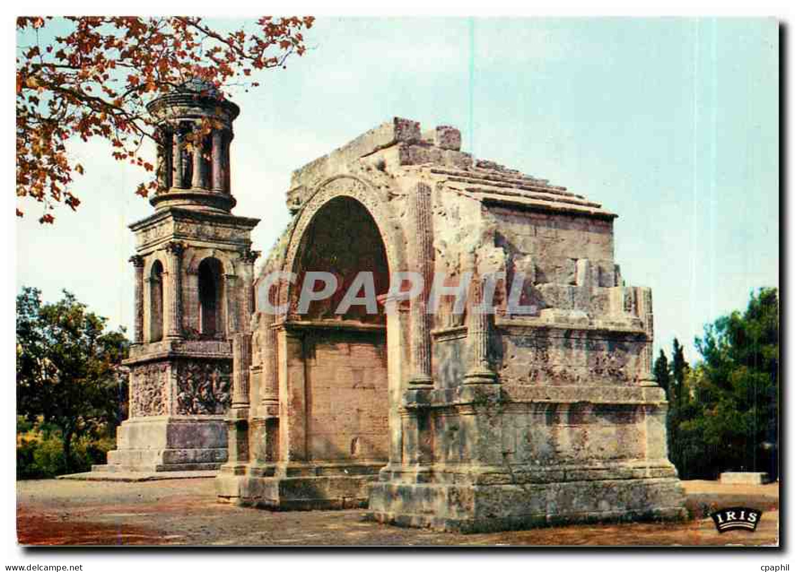 CPM Saint Remy de Provence Les Antiques Mausolee et Arc Municipal