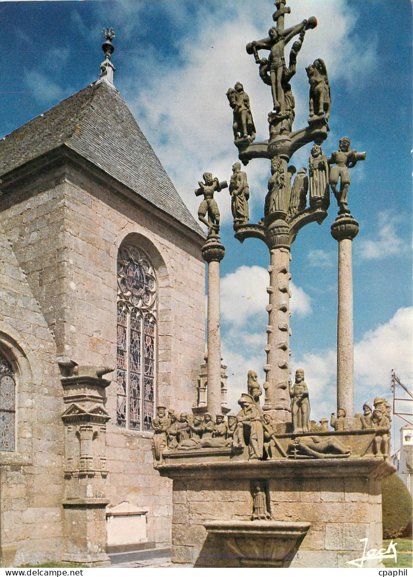 CPM Saint Thegonnec Le Calvaire