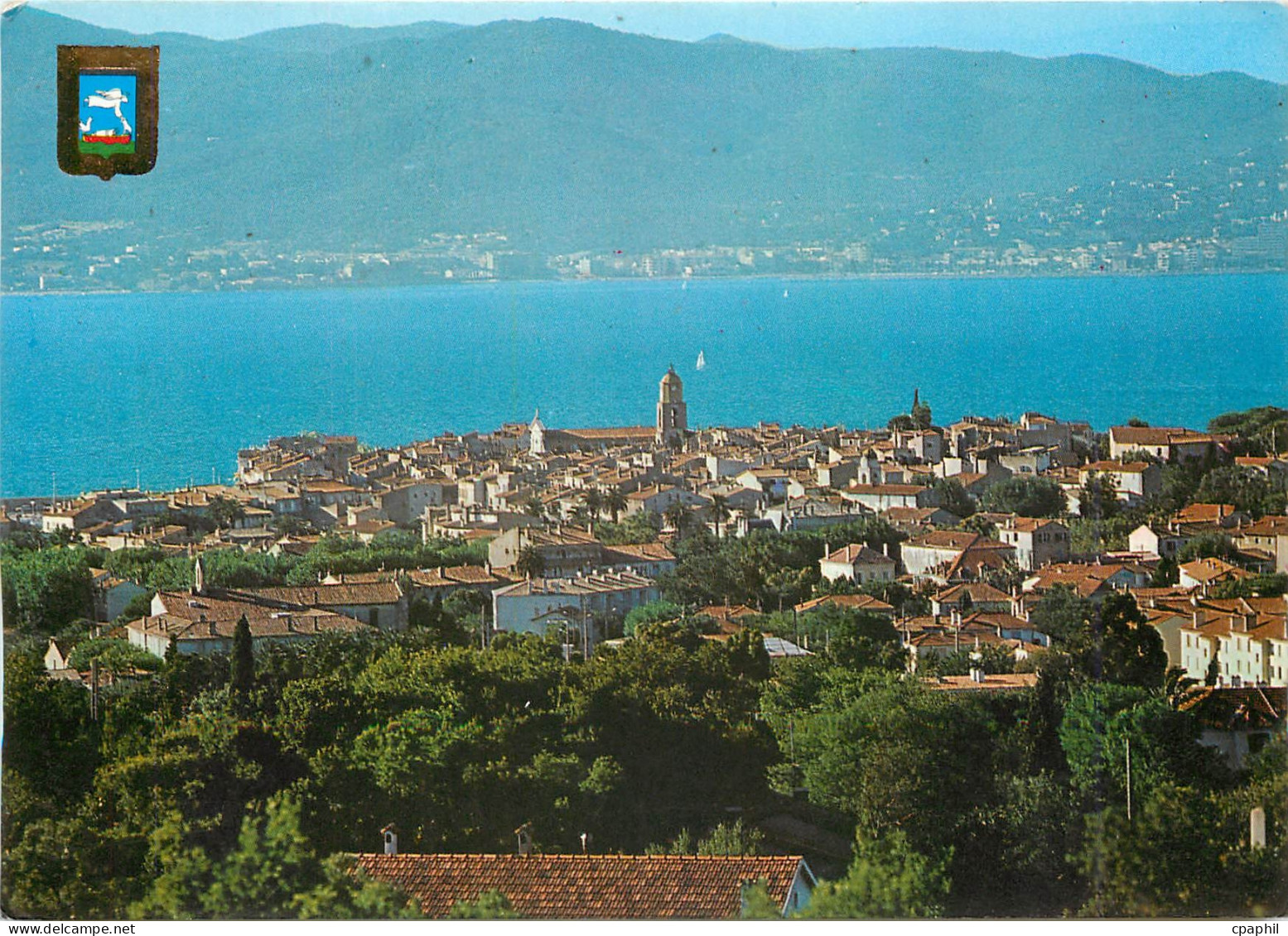 CPM Saint Tropez Vue generale dans le fond Ste Maxime et les Maures