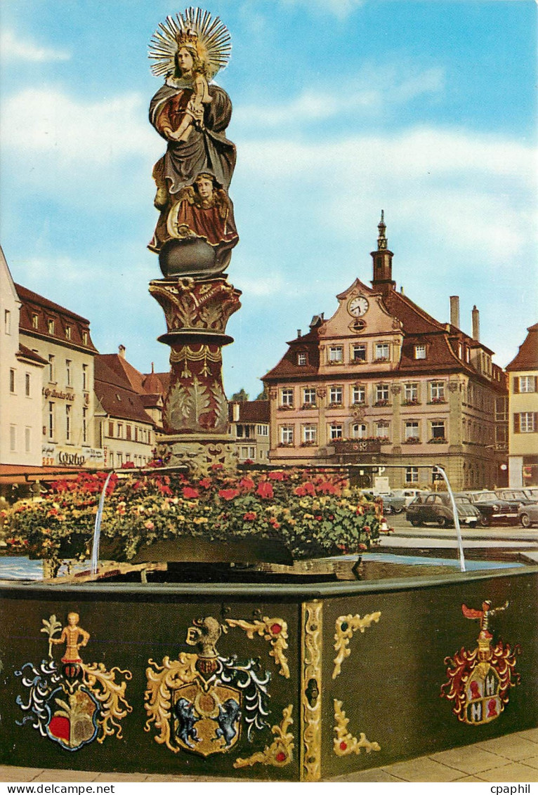 CPM Schwaebisch Gmuend Marienbrunnen u. oberer Marktplatz mit Rathaus