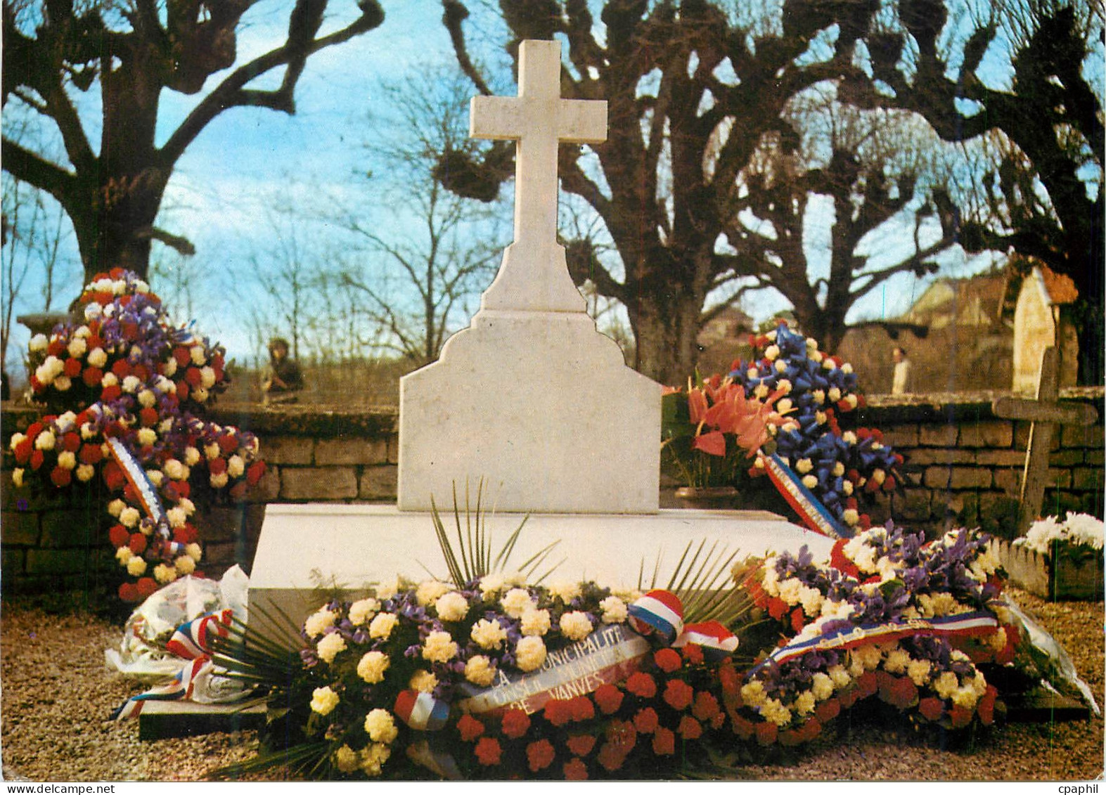 CPM Sepulture du General de Gaulle Colombey les Deux Eglises Haute Marne