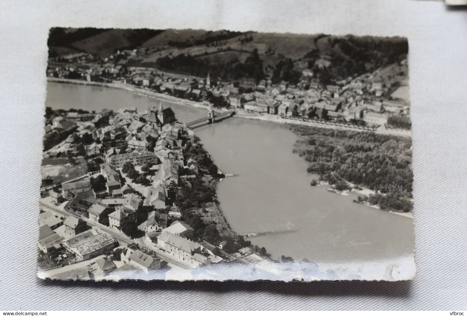 Cpm, Seyssel, vue générale aérienne des deux Seyssel et du cours du Rhône, Ain 01