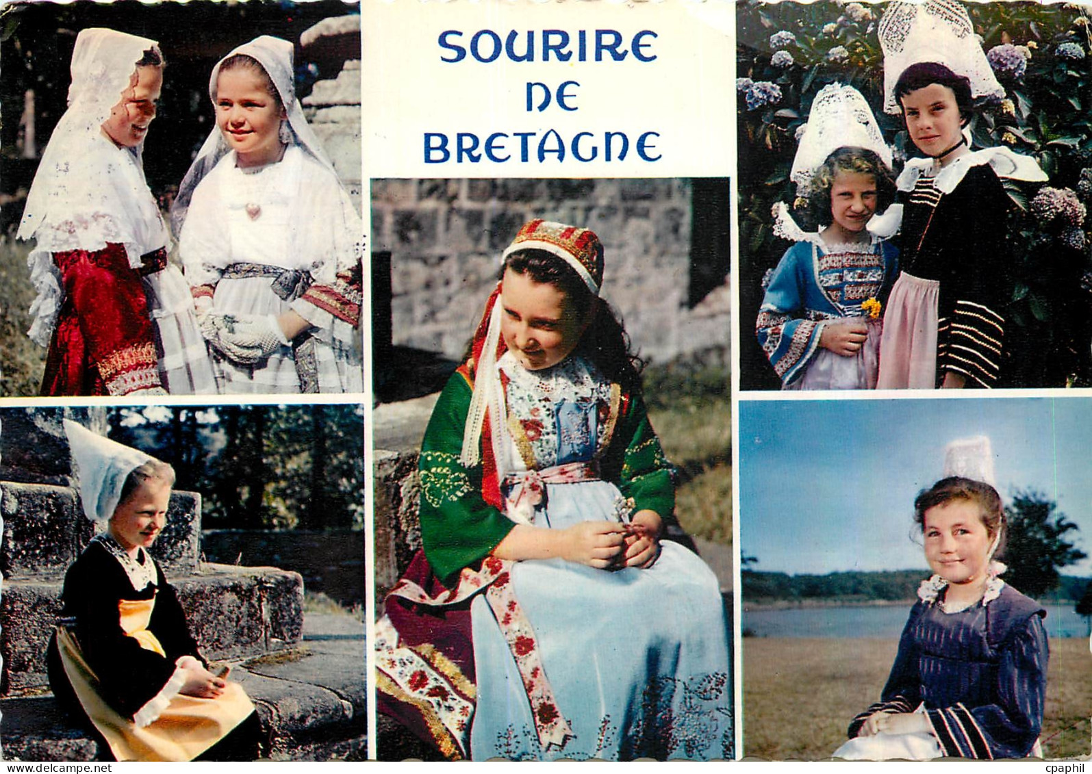 CPM Sourire de Bretagne Fillettes en costume de Quimper Fouesnant Plougastel Carhaix et Kerlouan Fol