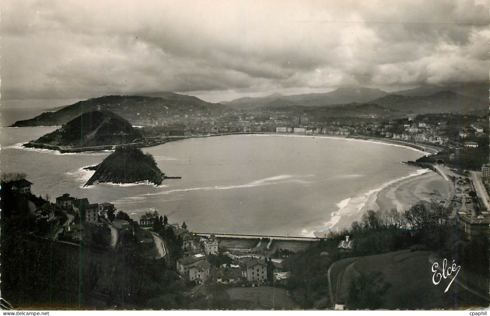 CPM St Sebastien Espagne Vue d'Ensemble de la Concha