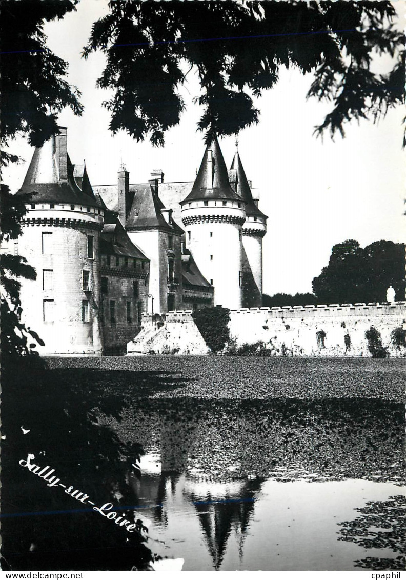 CPM Sully sur Loire (Loiret) Le chateau