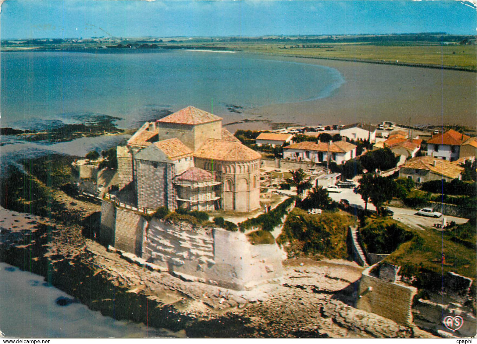 CPM Talmont (Ch Mme)L'Eglise Romane (XI s)