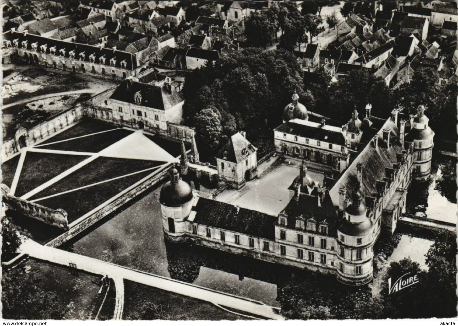 CPM TANLAY Le Chateau (1196465)