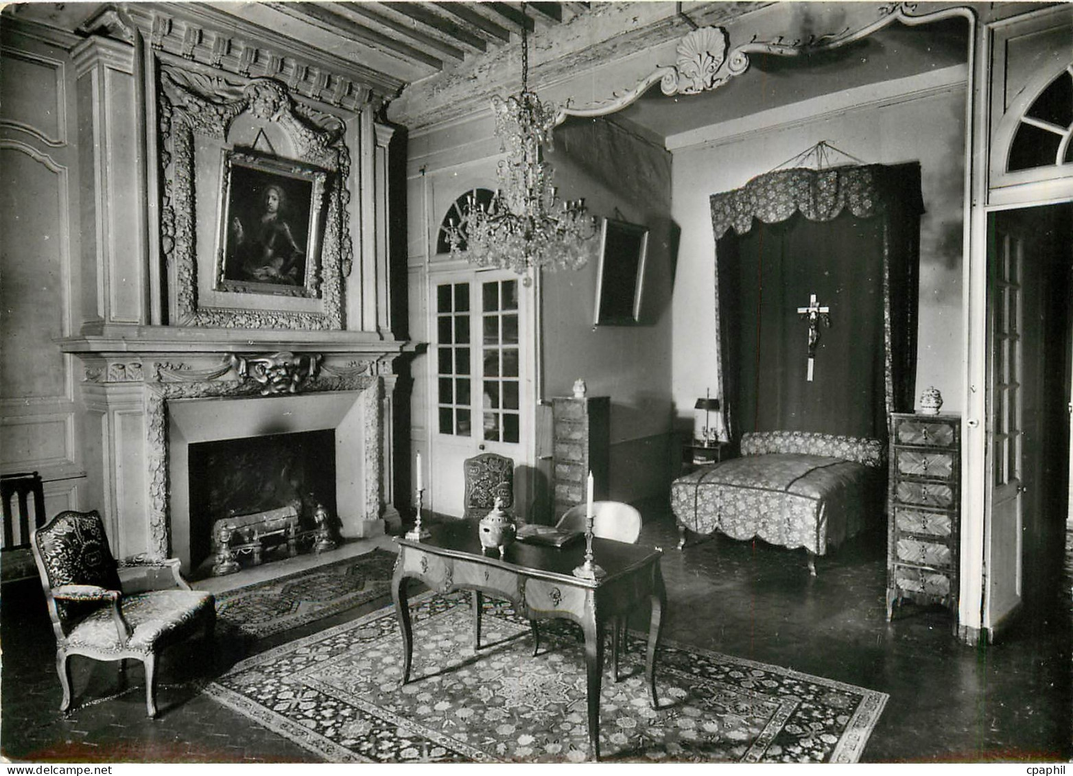 CPM Tanlay Yonne Le Chateau Une Chambre