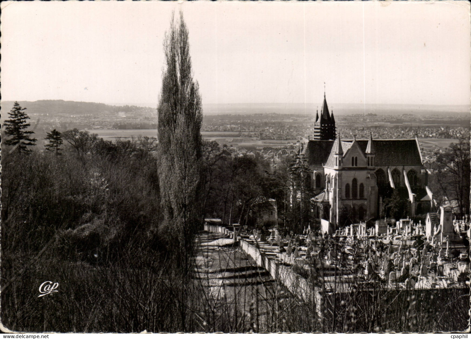 CPM Taverny Eglise Notre Dame Vue panoramique