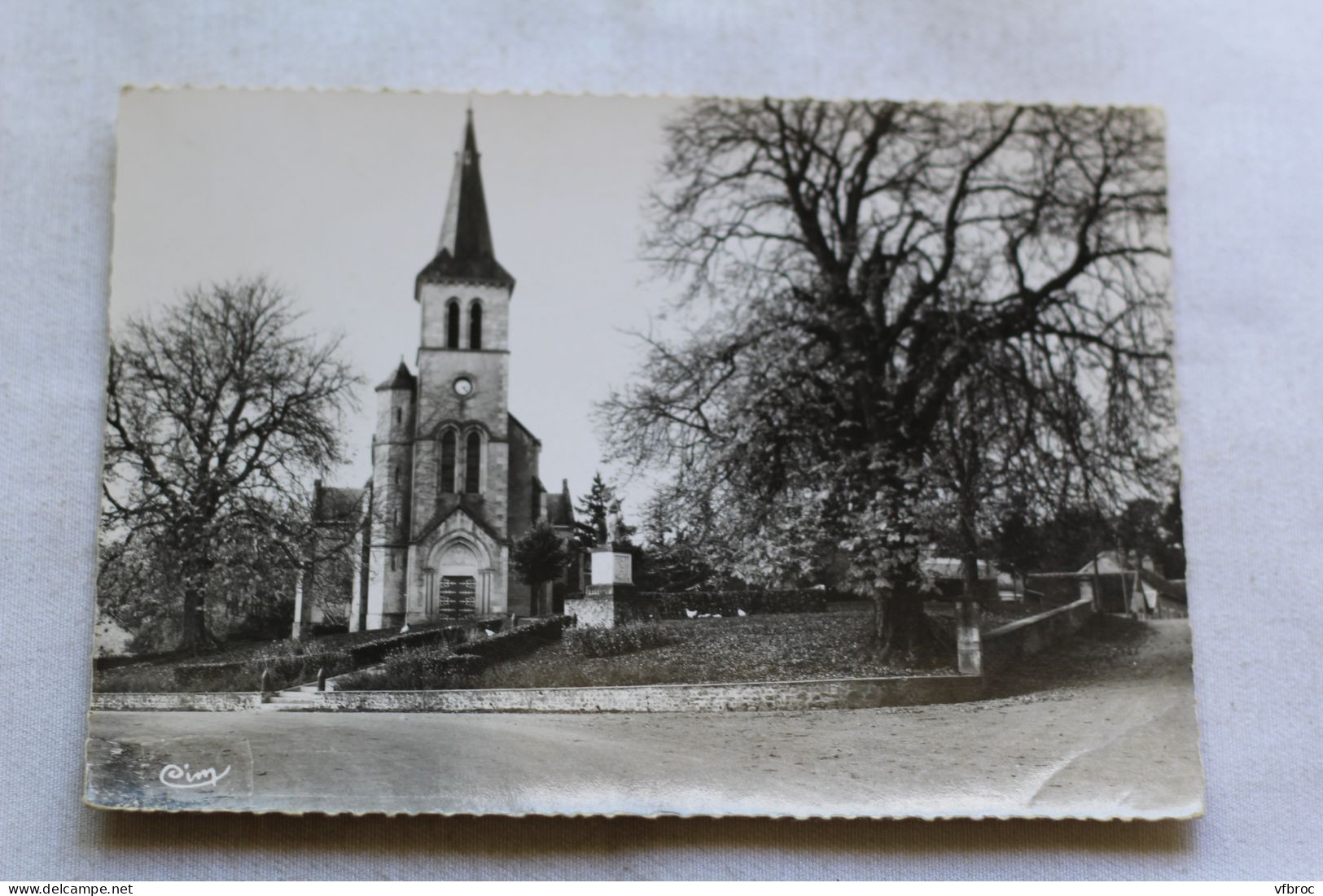 Cpm, Tazilly, l'église, Nièvre 58