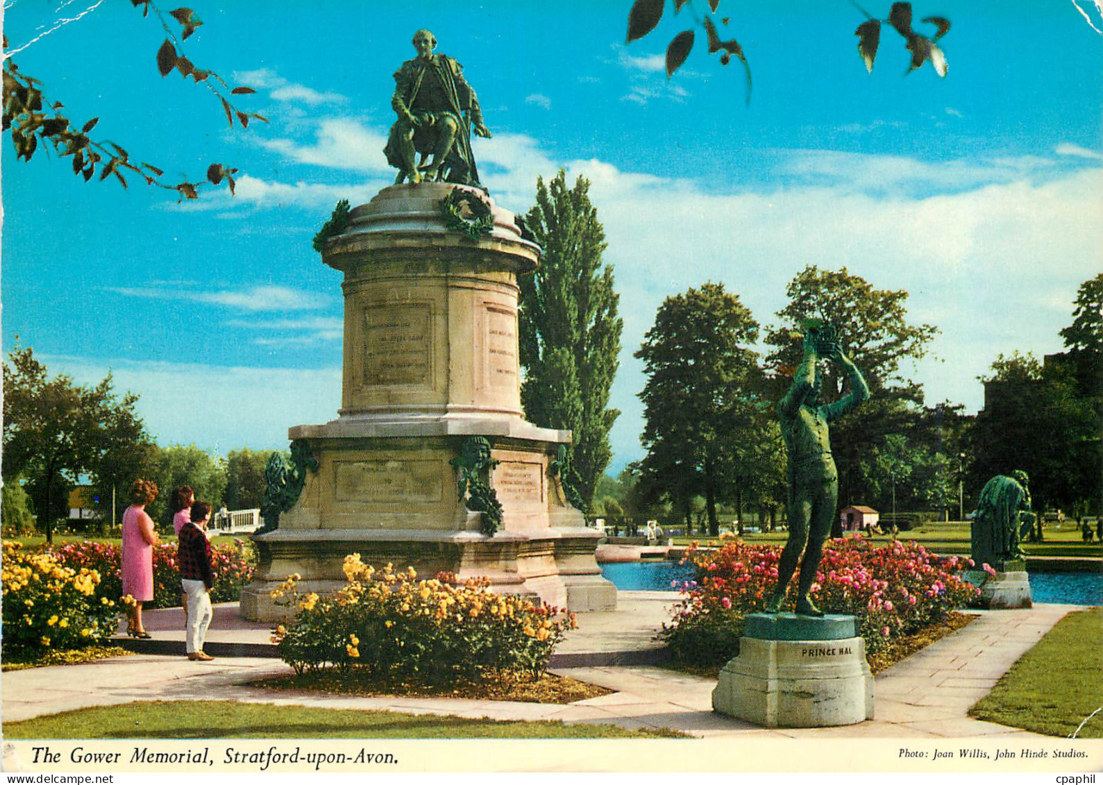 CPM The Gower Memorial Stratford Upon Avon