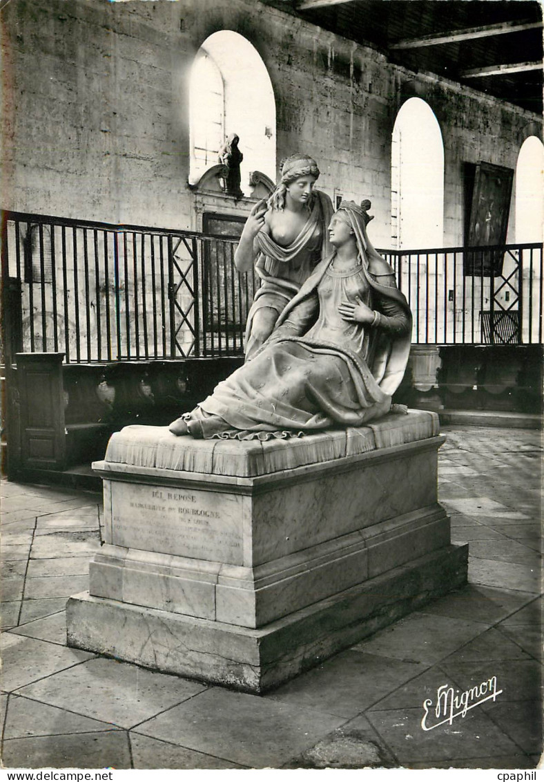 CPM Tonnerre Yonne Le Mausolee de Marguerite Comtesse de Tonnerre Reine de Naples Sicile et Jerusale