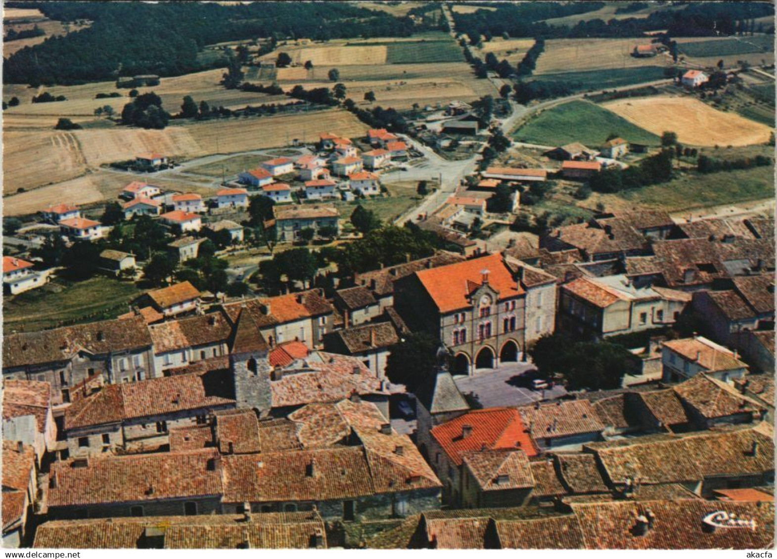CPM Tournon d'Agenais Vue Aerienne FRANCE (1172288)