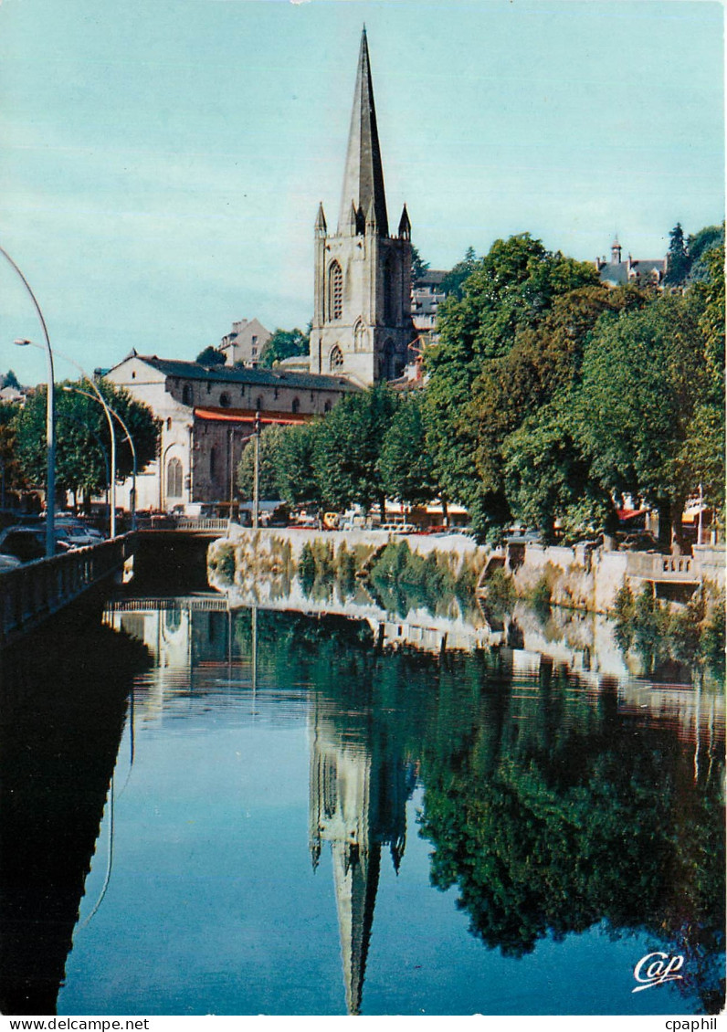 CPM Tulle La Correze et la Cathedrale