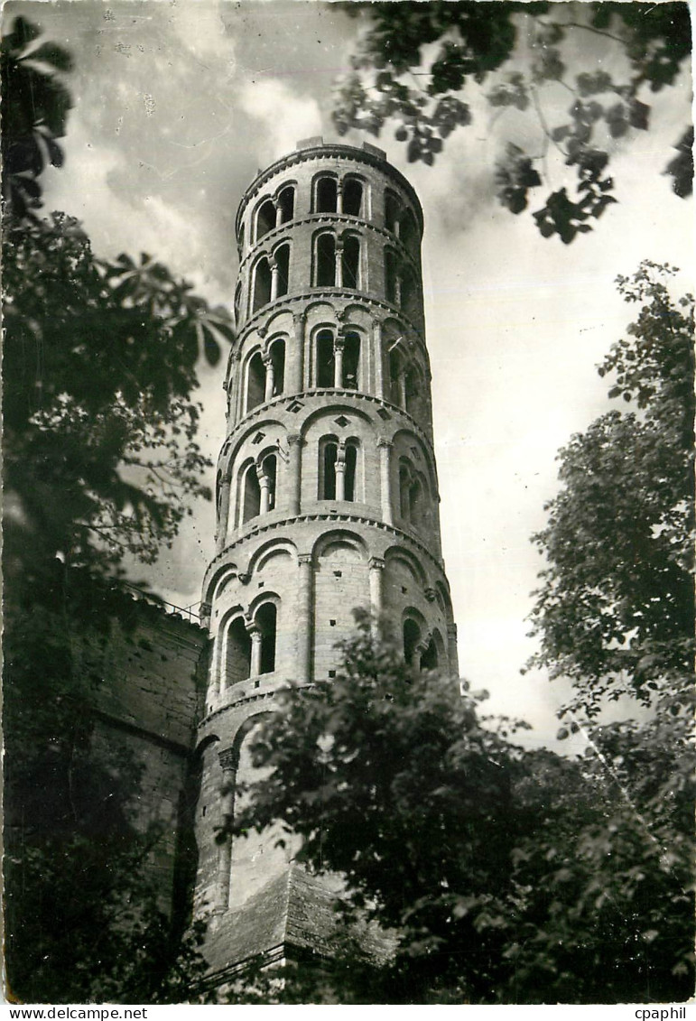 CPM Uzes Gard Duche de France La Tour Fenestrelle