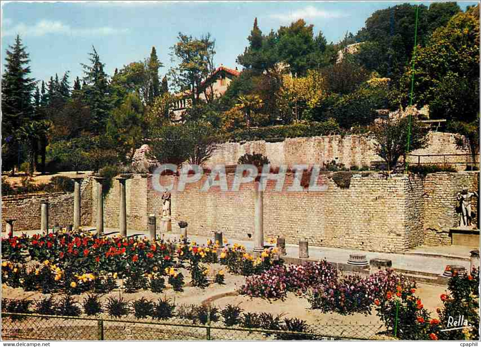 CPM Vaison La Romaine Vaucluse Portique de Pompee
