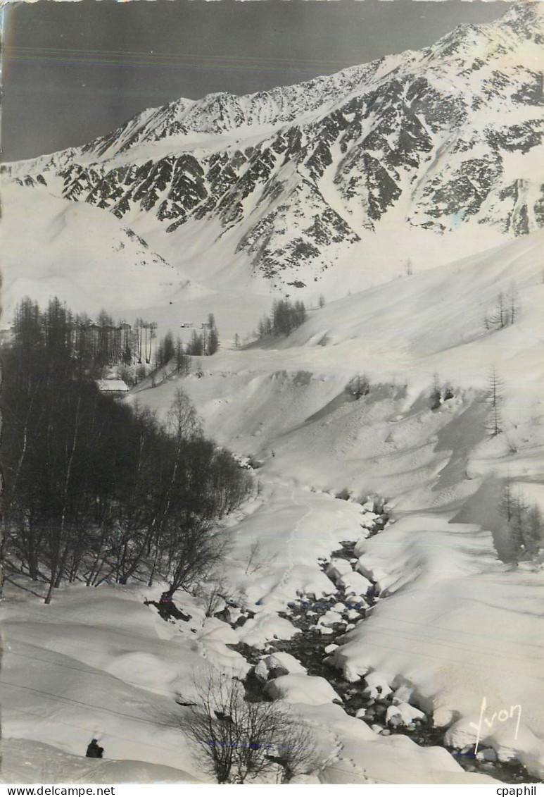CPM Vallee d'Argentieres (Hte Savoie) l'Arve vers le Col de Balme